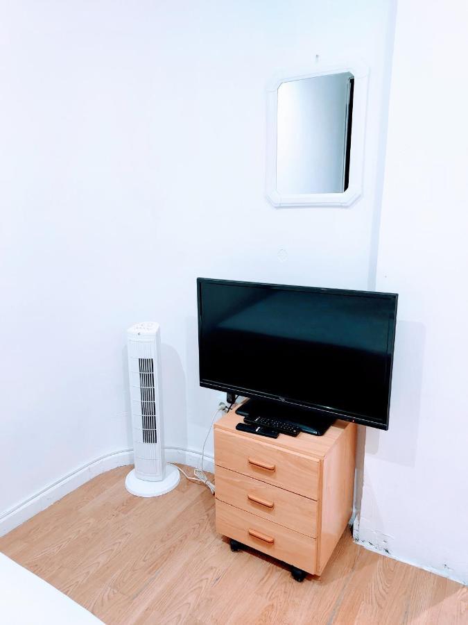 Habitación Privada con Cama Doble Valencia Exterior foto